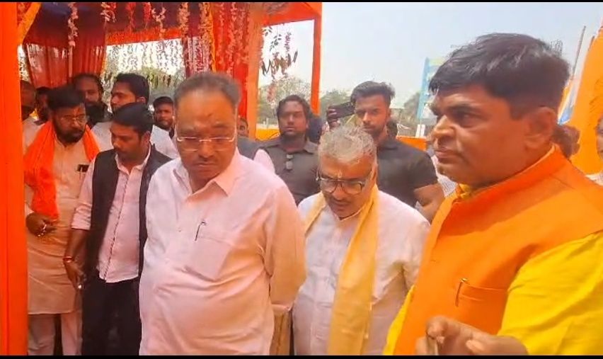 একাধিকবার ধর্ষণে অভিযুক্ত জেল ফেরত বিজেপি নেতার হাসপাতাল উদ্বোধনী অনুষ্ঠানে উপস্থিত শমীক ভট্টাচার্য, সৌমিত্র খাঁ। শুরু রাজনৈতিক তরজা!