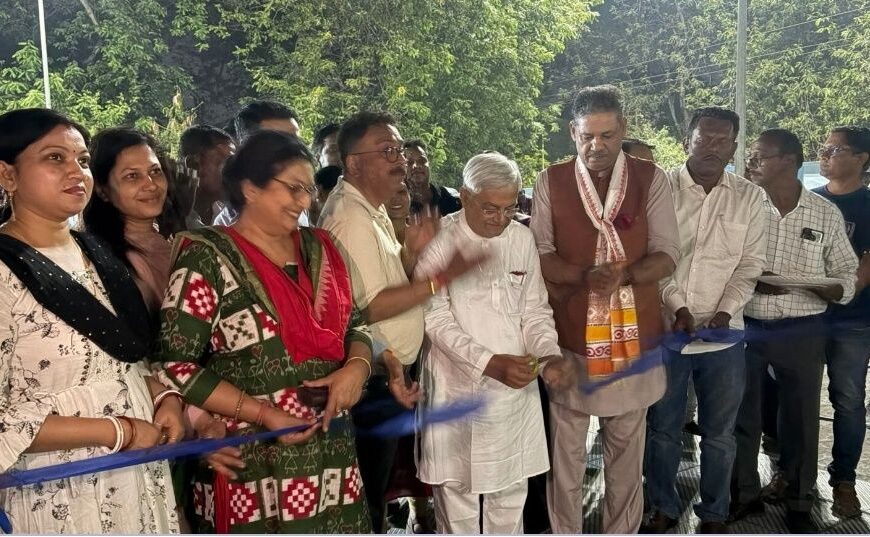 দুর্গাপুরে অত্যাধুনিক সুইমিং পুলের উদ্বোধন, ক্রীড়া পরিকাঠামোয় বড়&hellip;